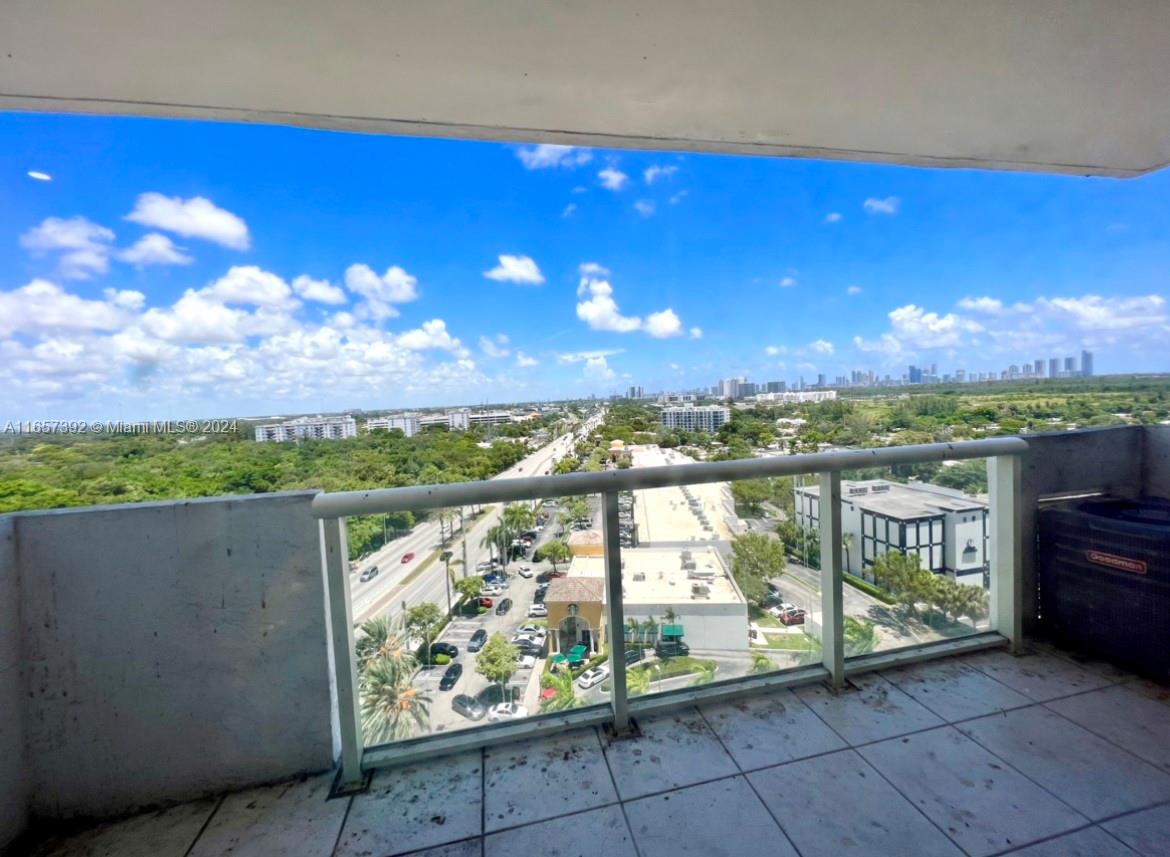 SAILBOAT CAY CONDO - Residential