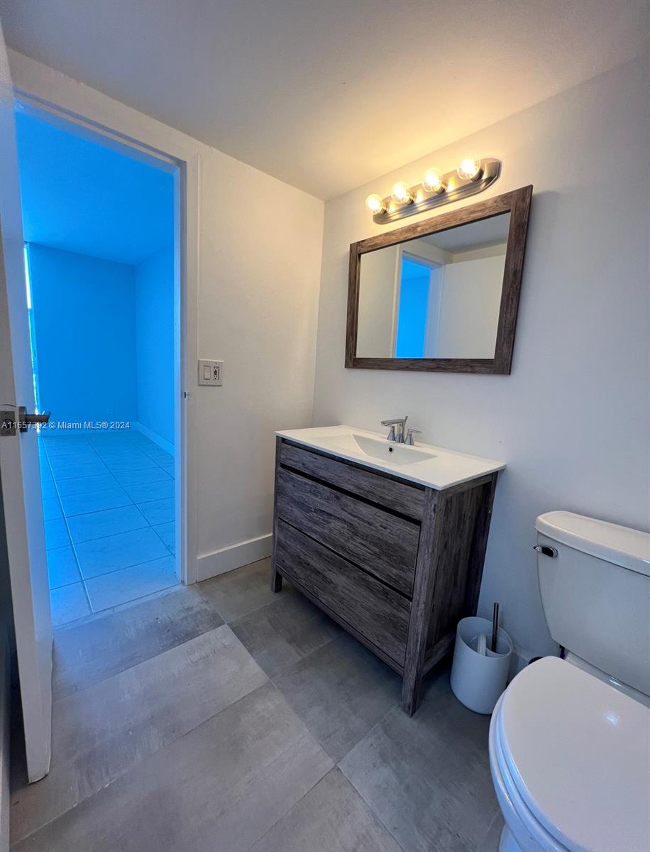 SAILBOAT CAY CONDO - Residential