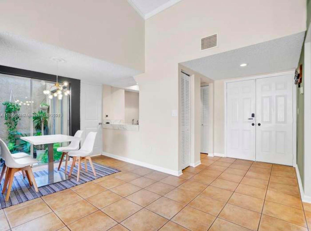 AUDUBON CLUSTER WEST - Residential Lease