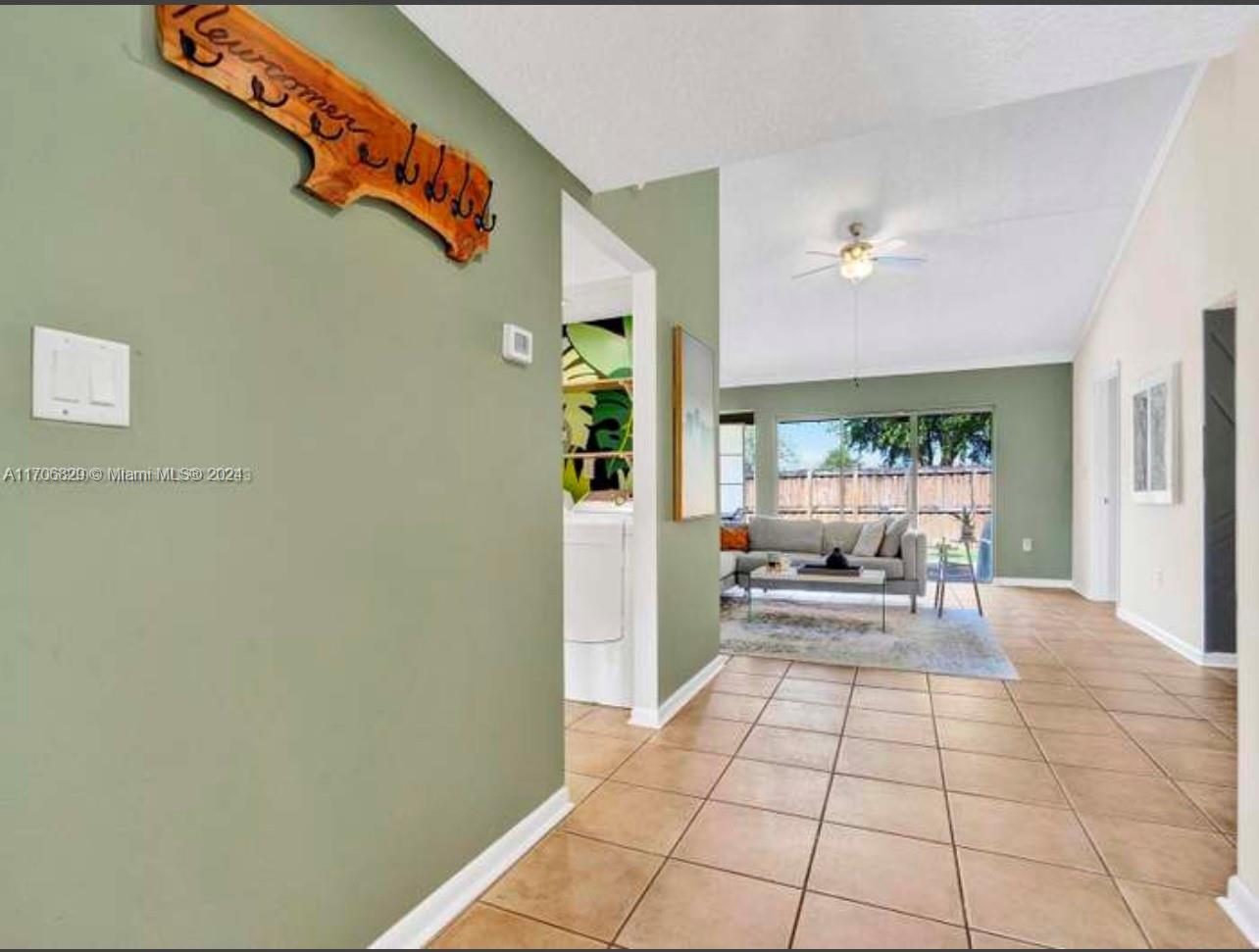 AUDUBON CLUSTER WEST - Residential Lease