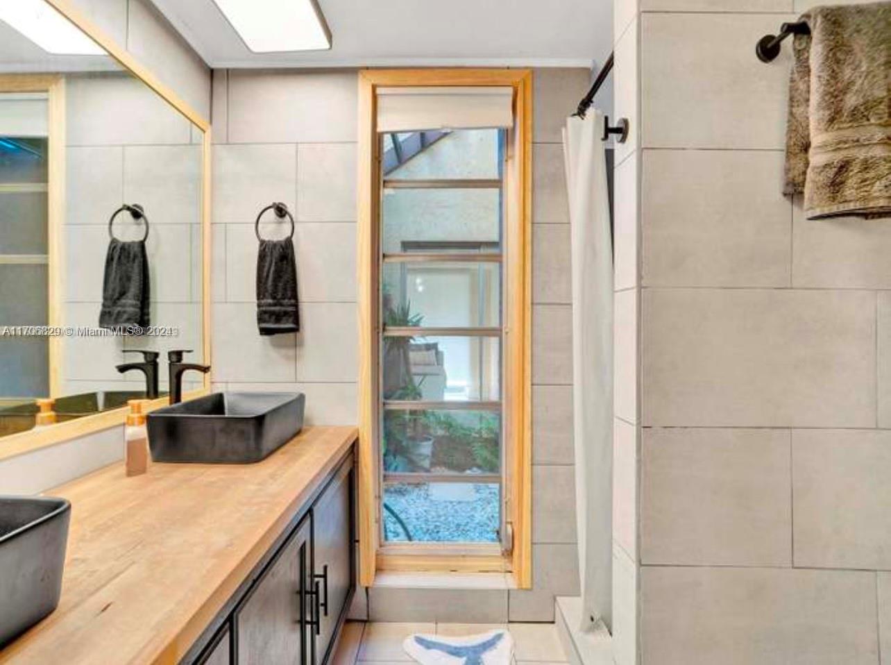 AUDUBON CLUSTER WEST - Residential Lease