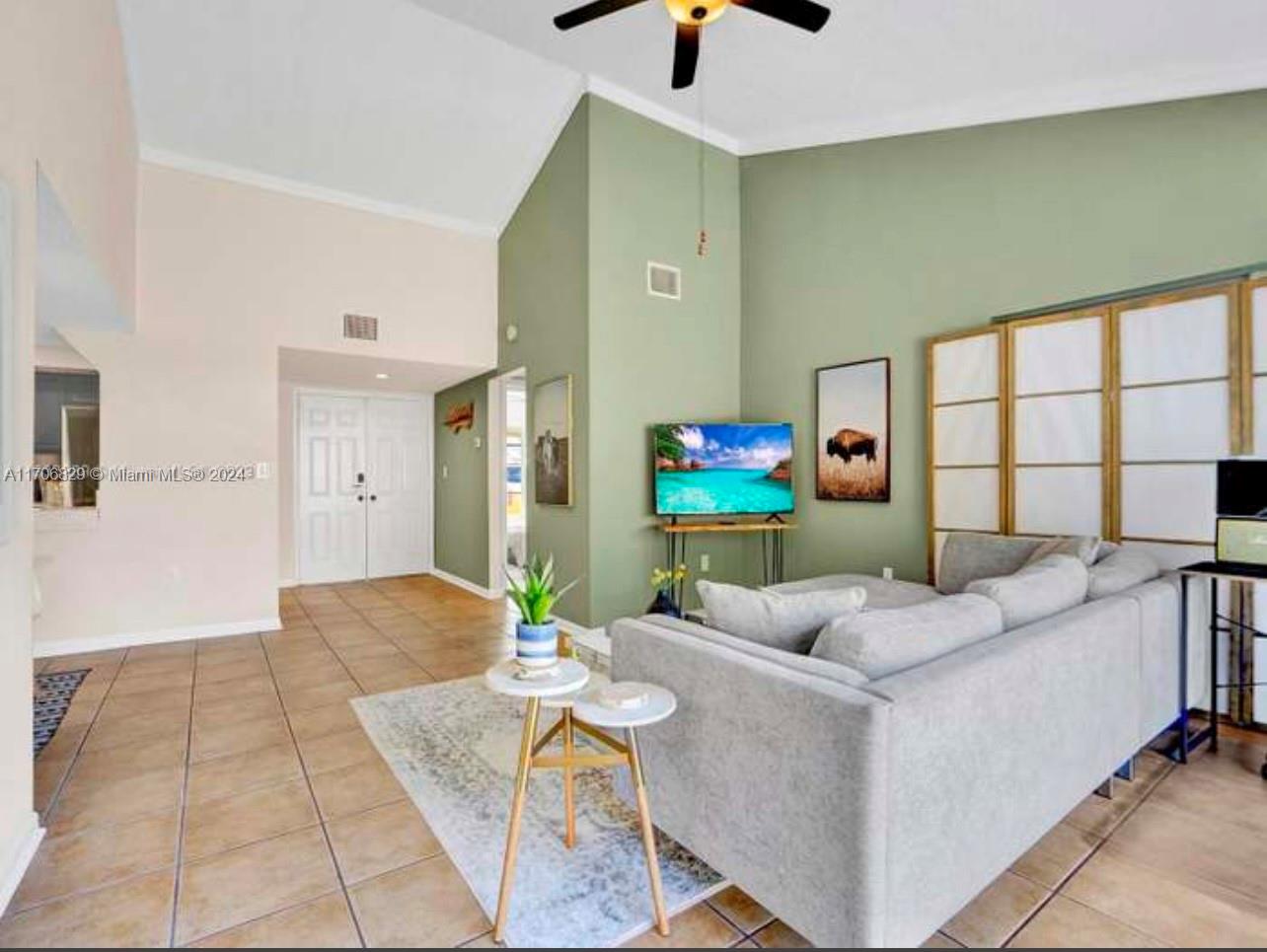 AUDUBON CLUSTER WEST - Residential Lease