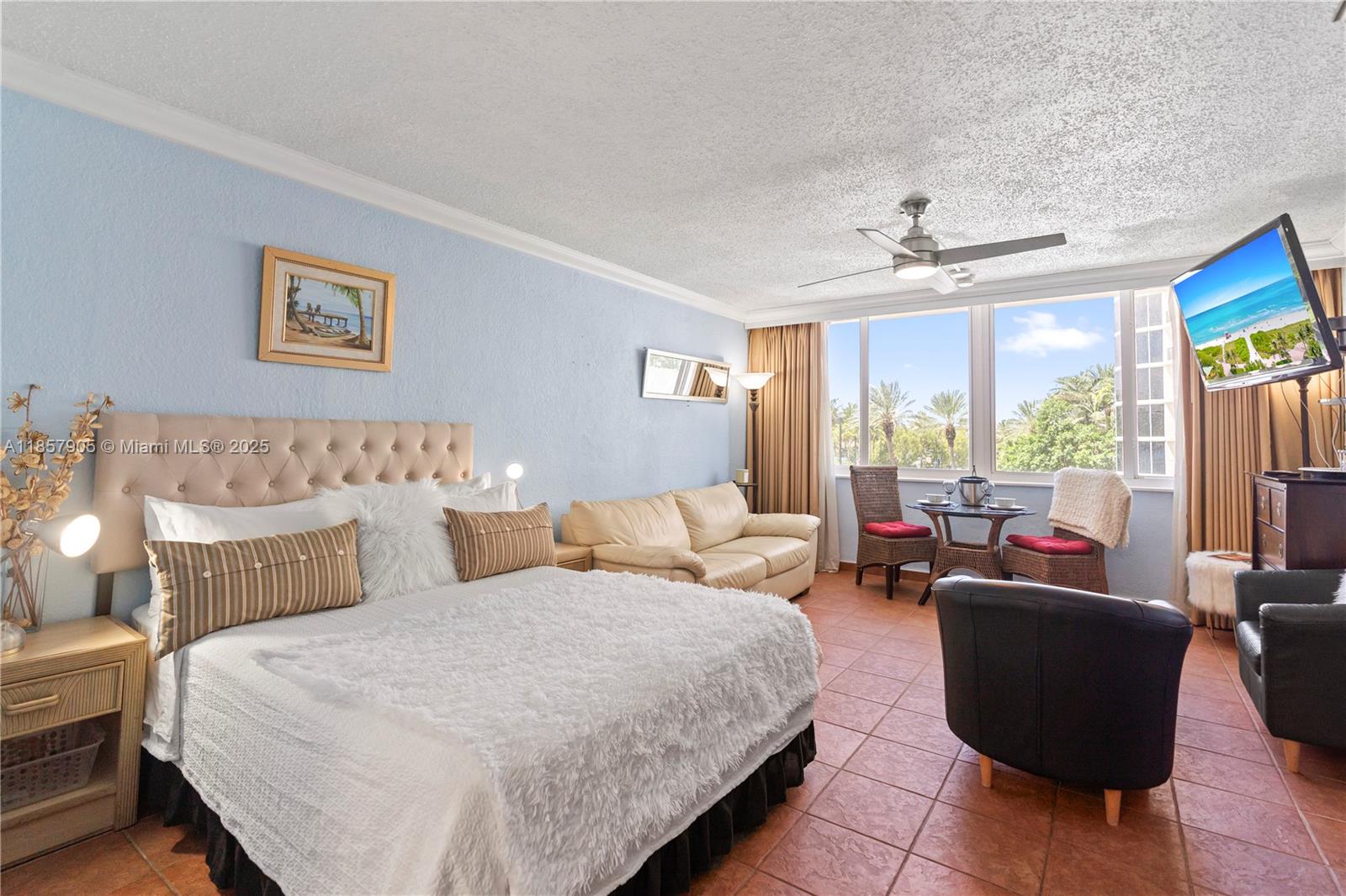 THE AVENTURA BEACH CLUB C - Residential