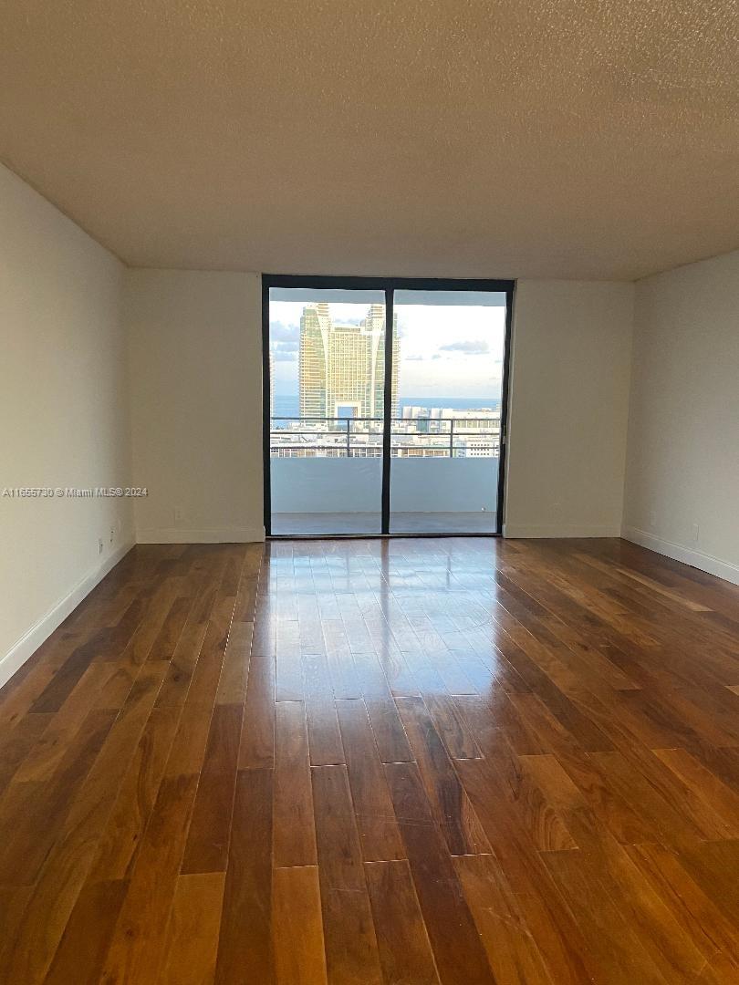 OLYMPUS CONDO PHASE - Residential Lease