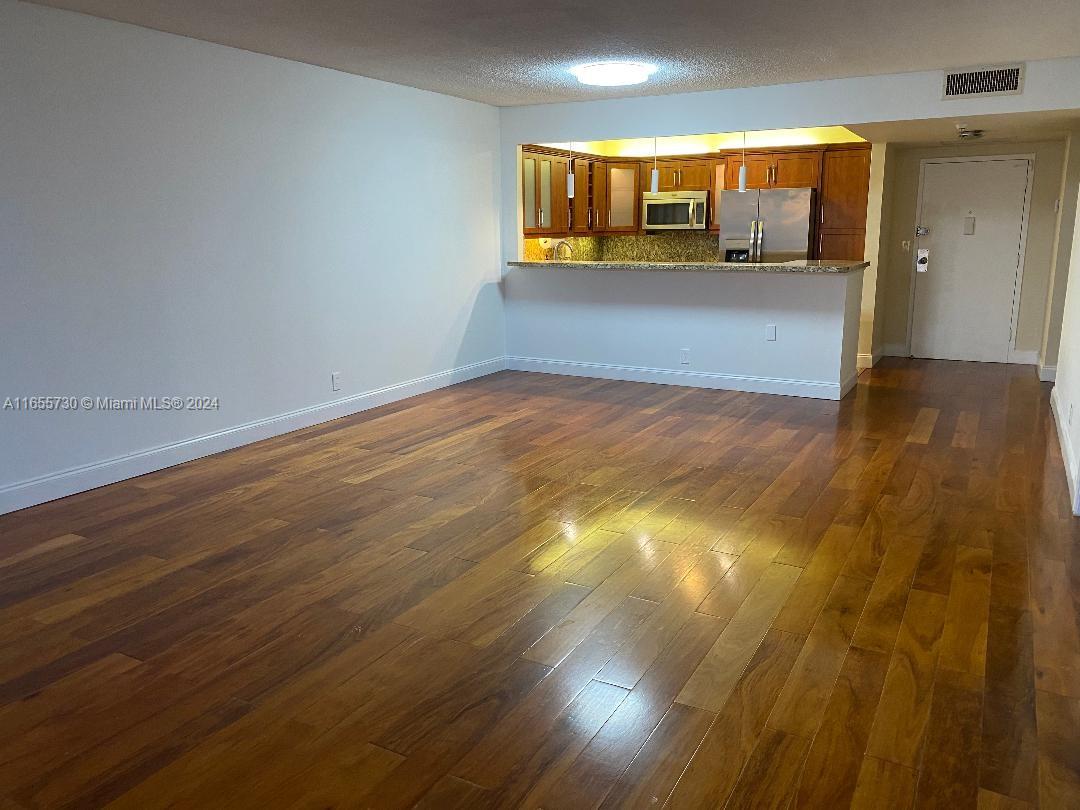 OLYMPUS CONDO PHASE - Residential Lease