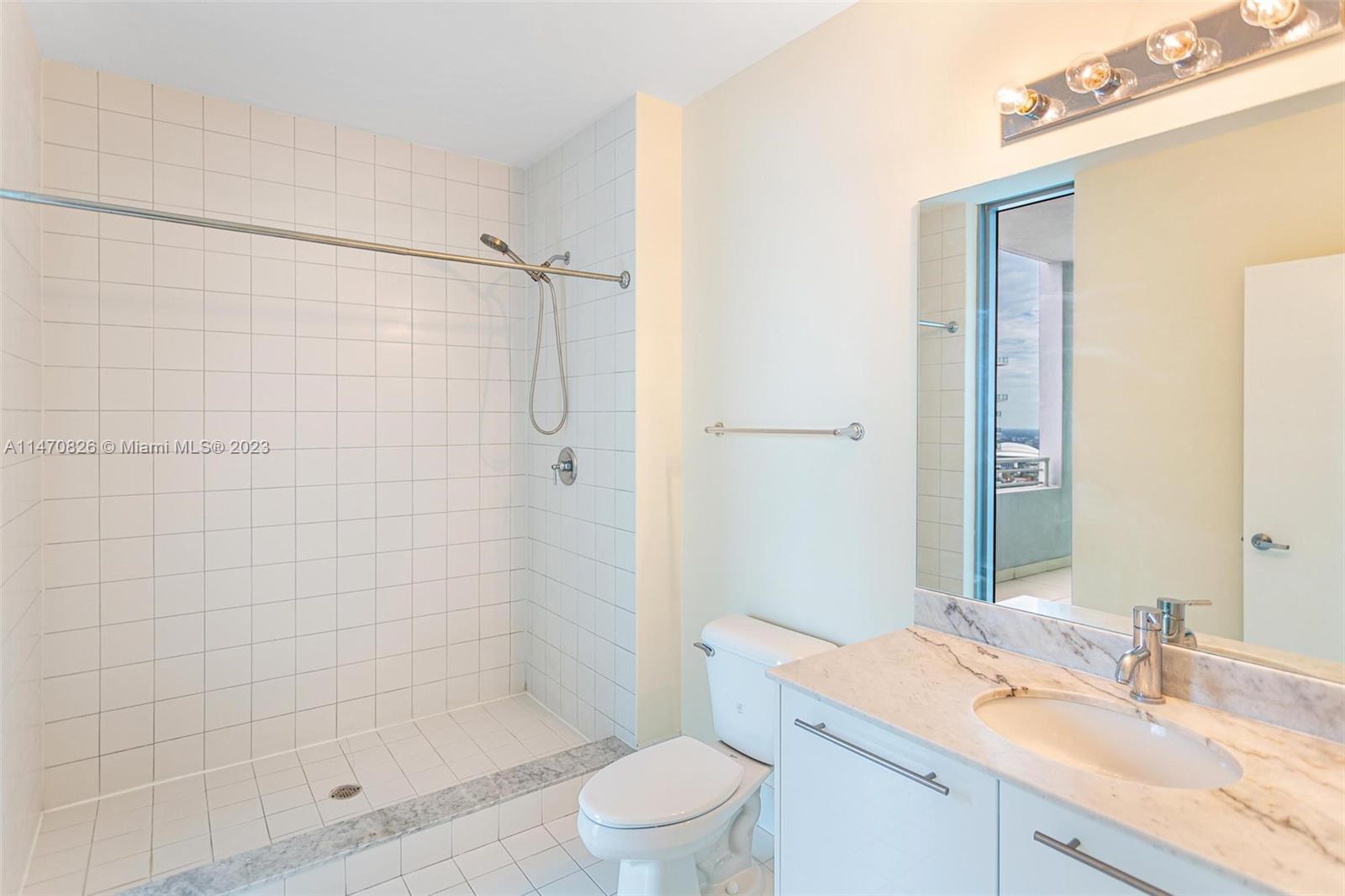 MARINABLUE CONDO - Residential Lease