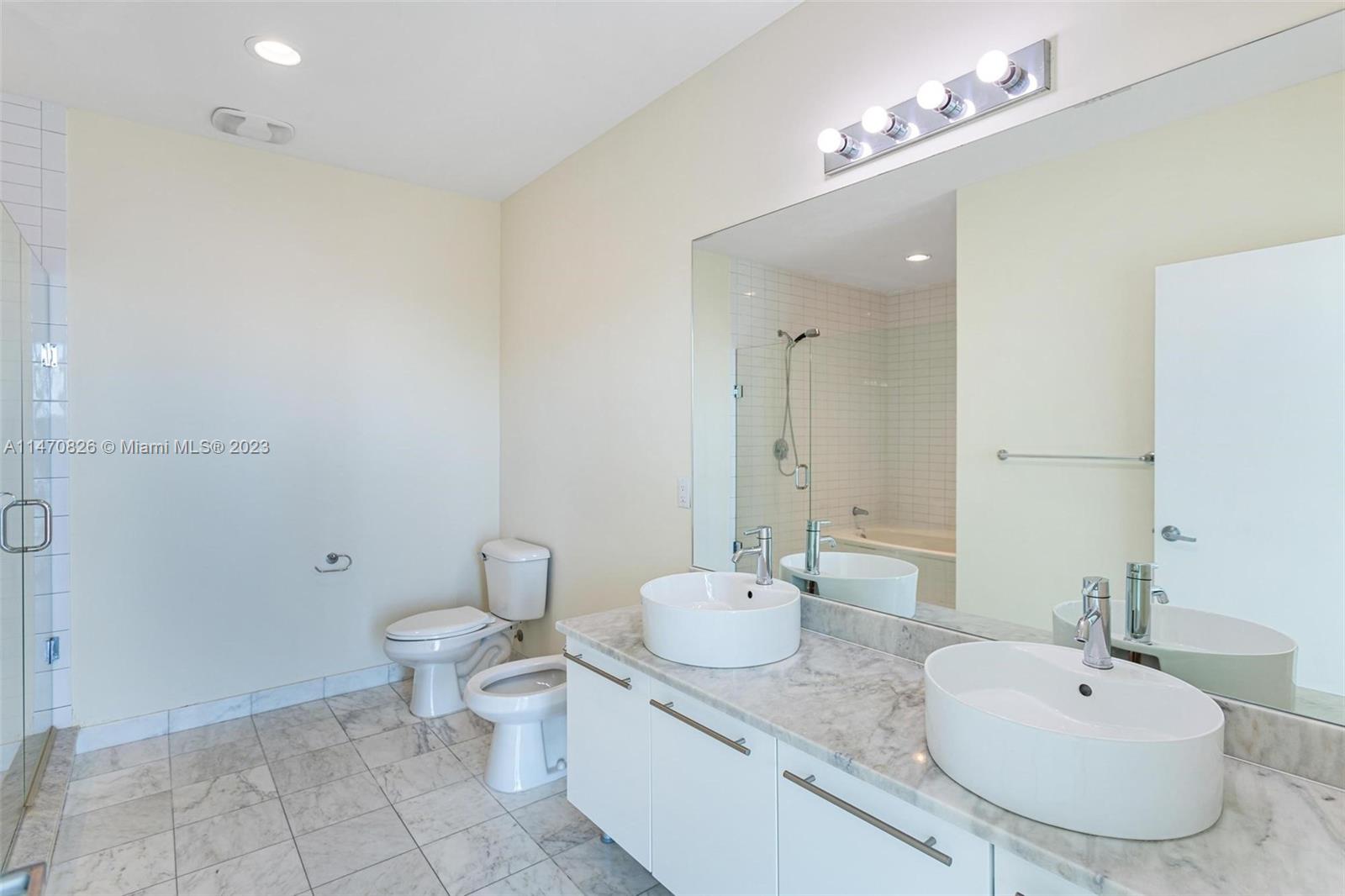 MARINABLUE CONDO - Residential Lease