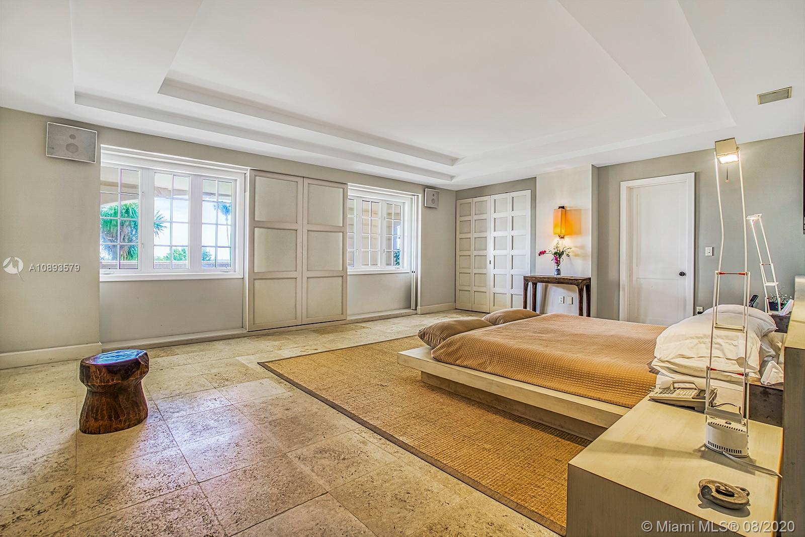OCEANSIDE FISHER ISL COND - Residential