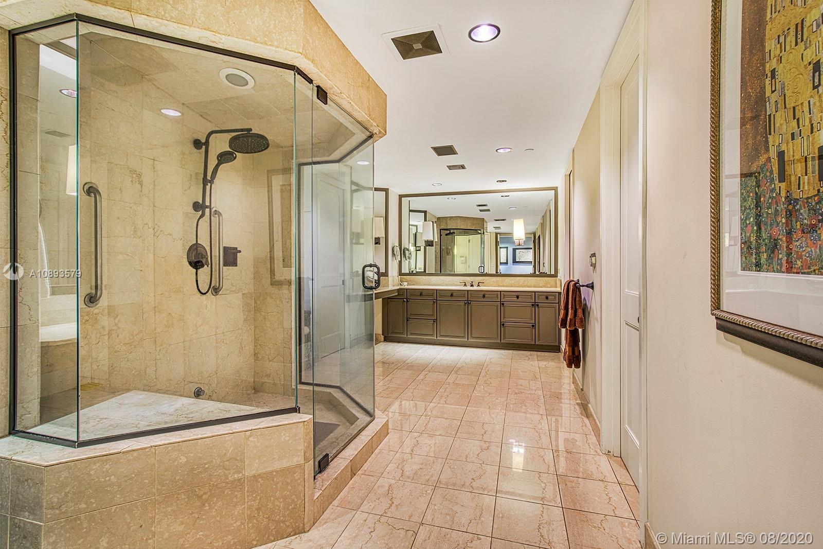 OCEANSIDE FISHER ISL COND - Residential