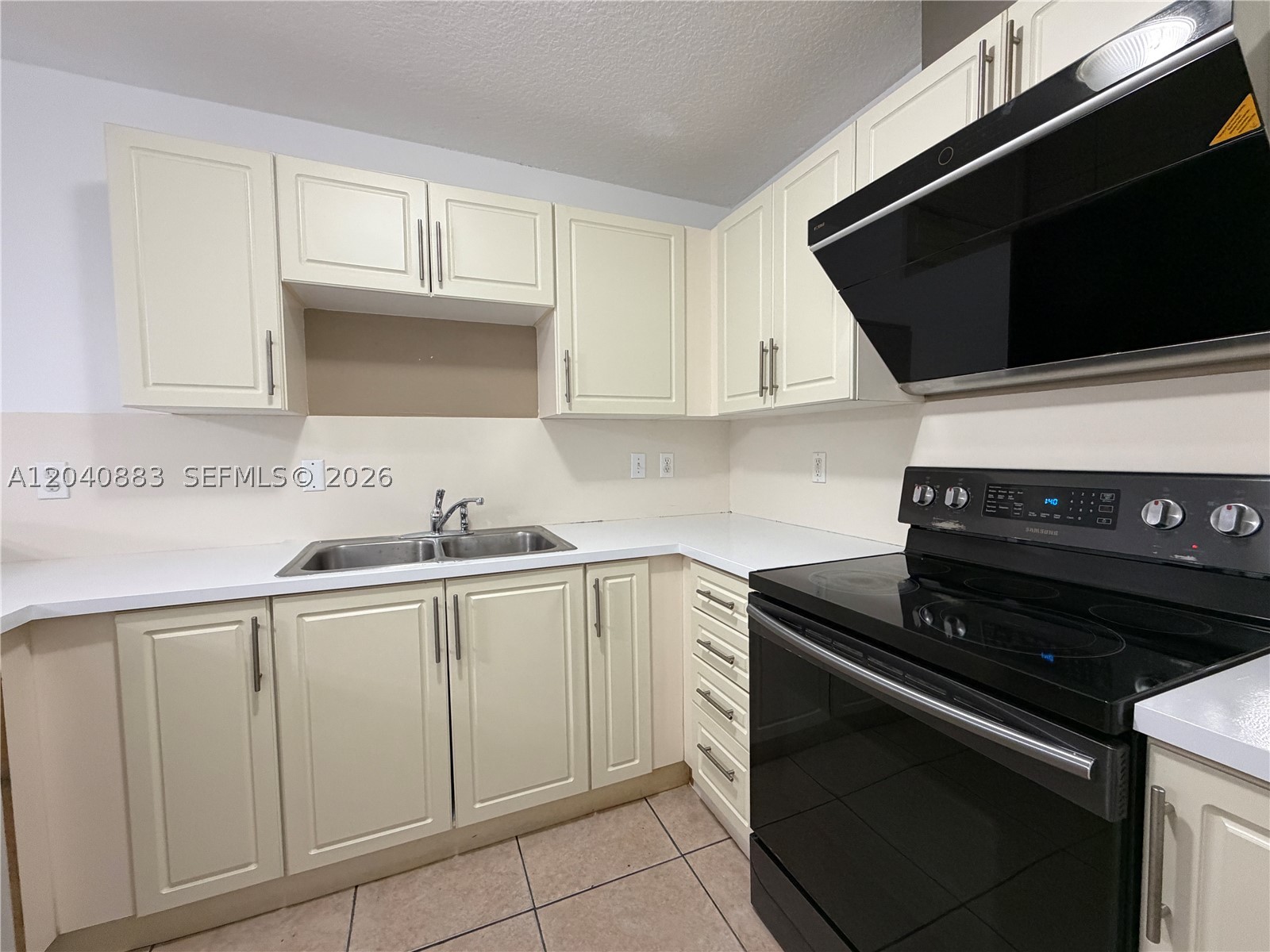 BONITA GOLF VIEW TOWNVILL - Residential Lease