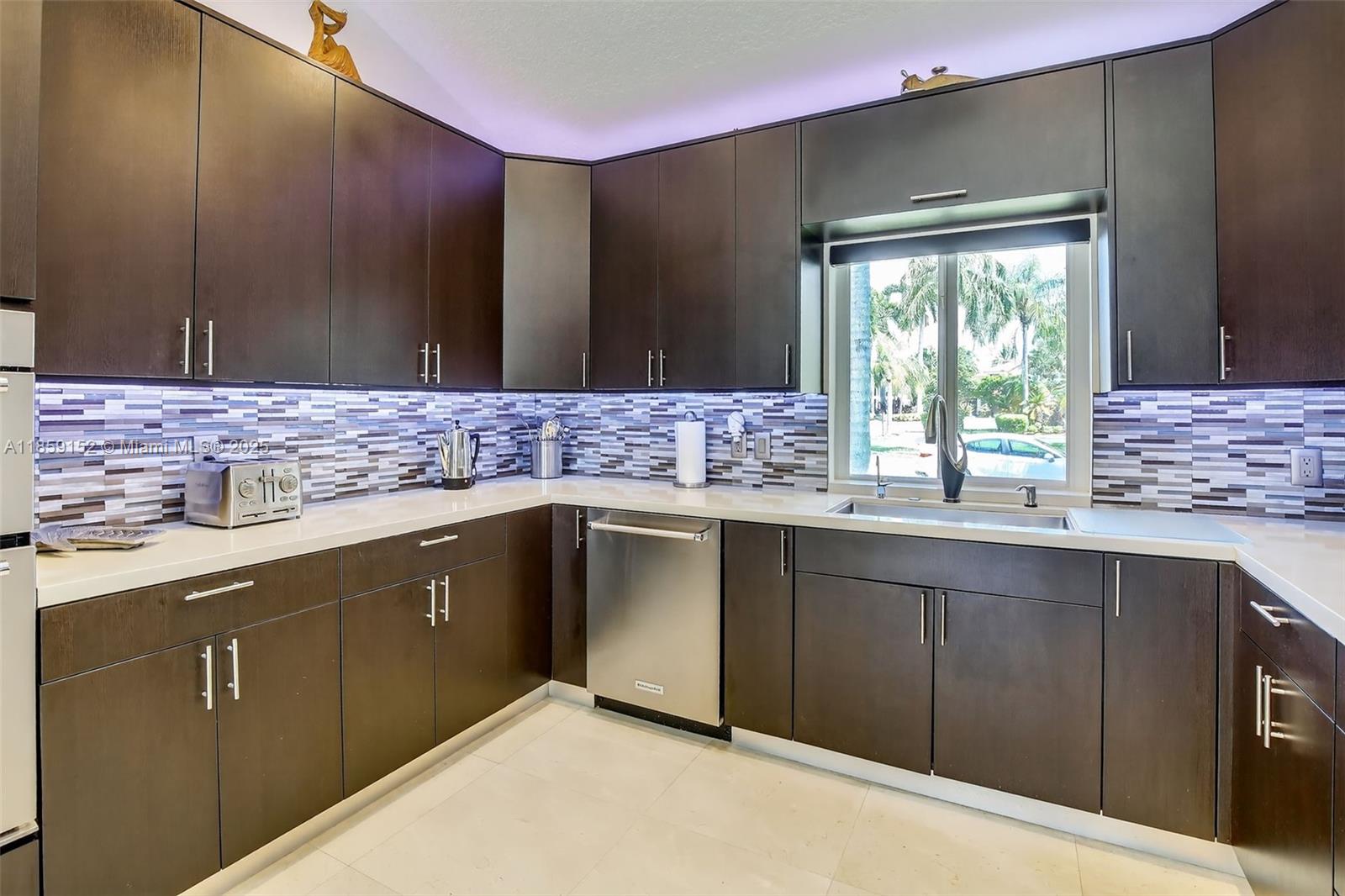 LAGUNA SPRINGS I - Residential