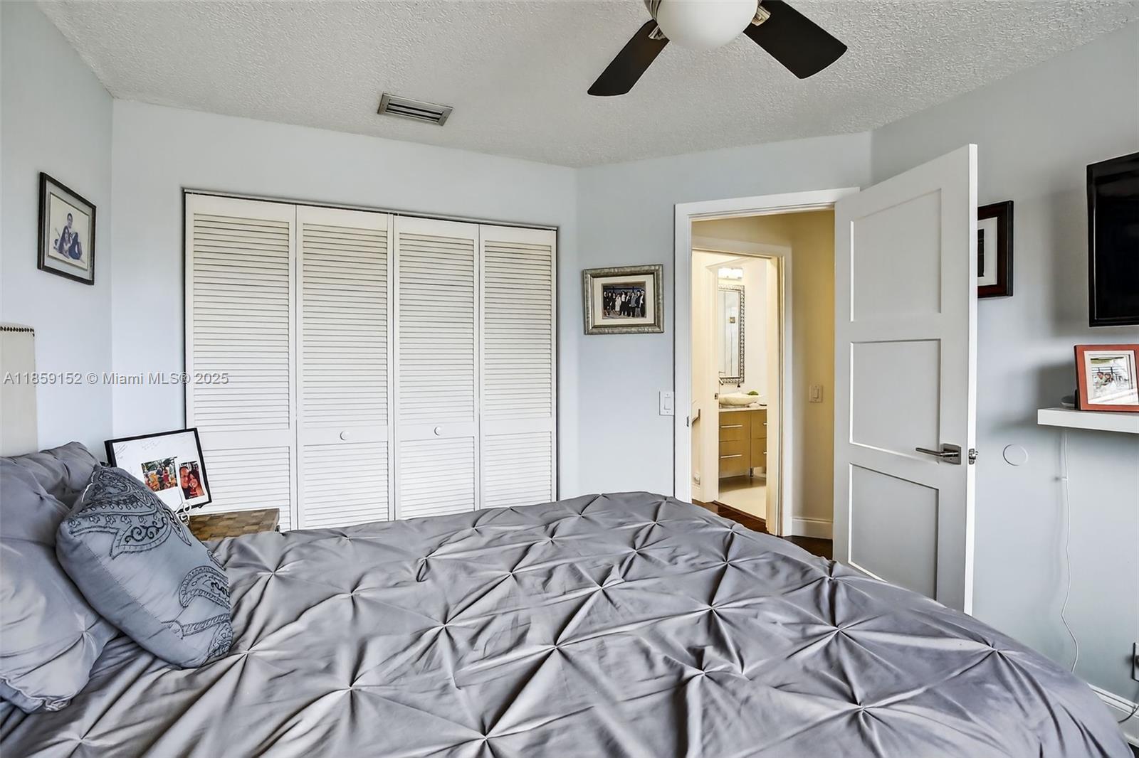 LAGUNA SPRINGS I - Residential