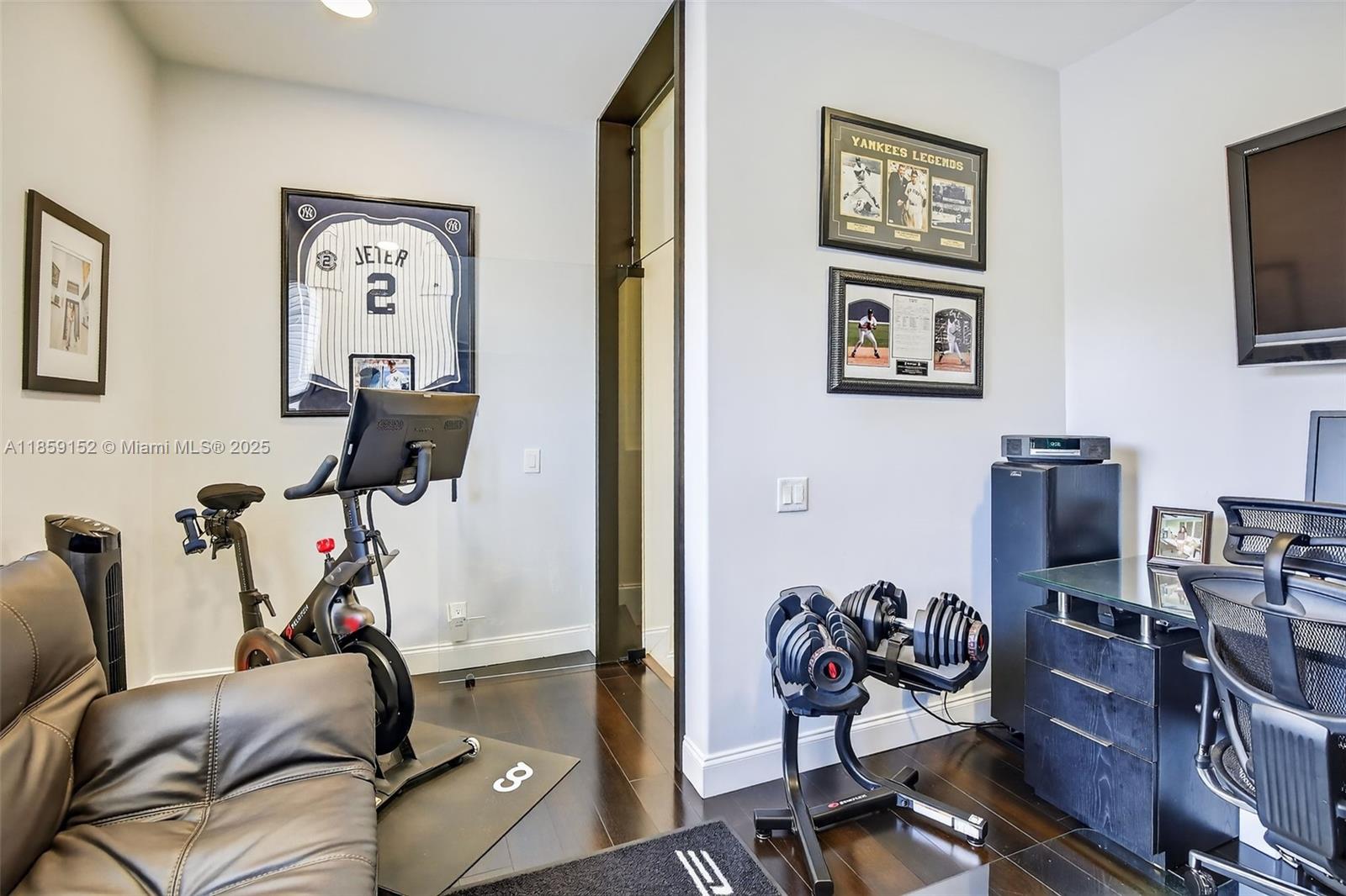 LAGUNA SPRINGS I - Residential
