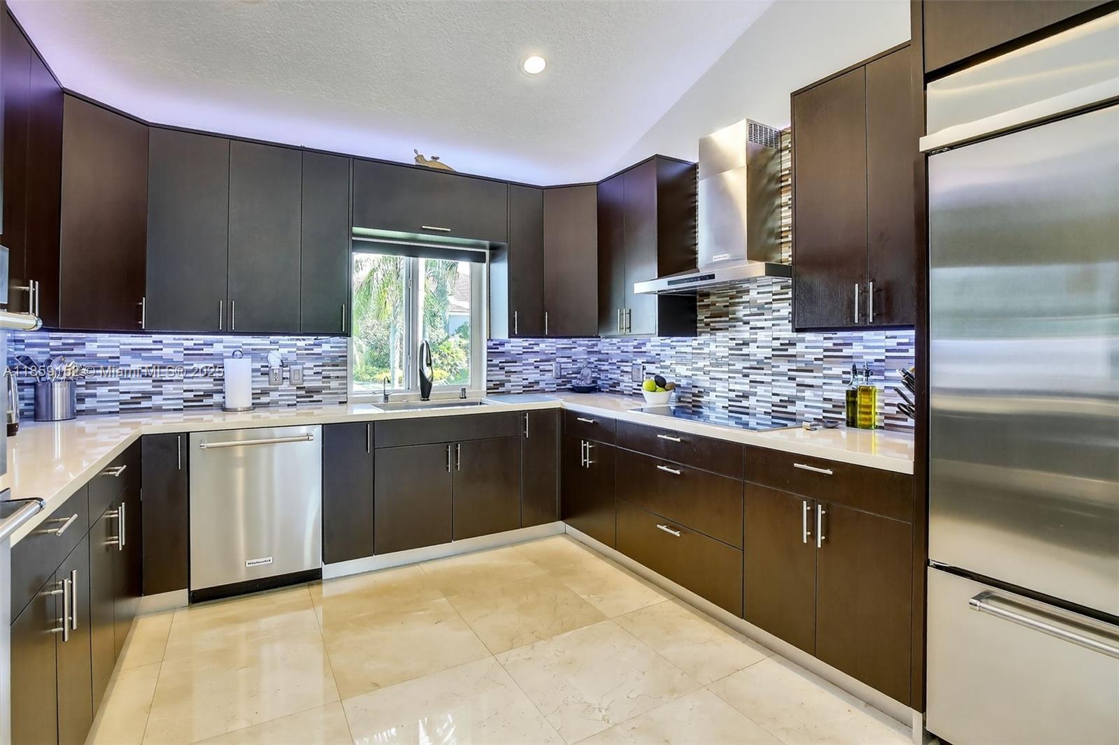 LAGUNA SPRINGS I - Residential