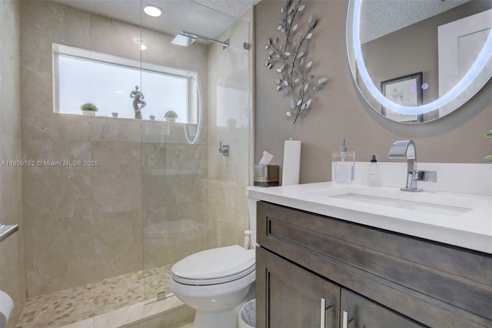 LAGUNA SPRINGS I - Residential