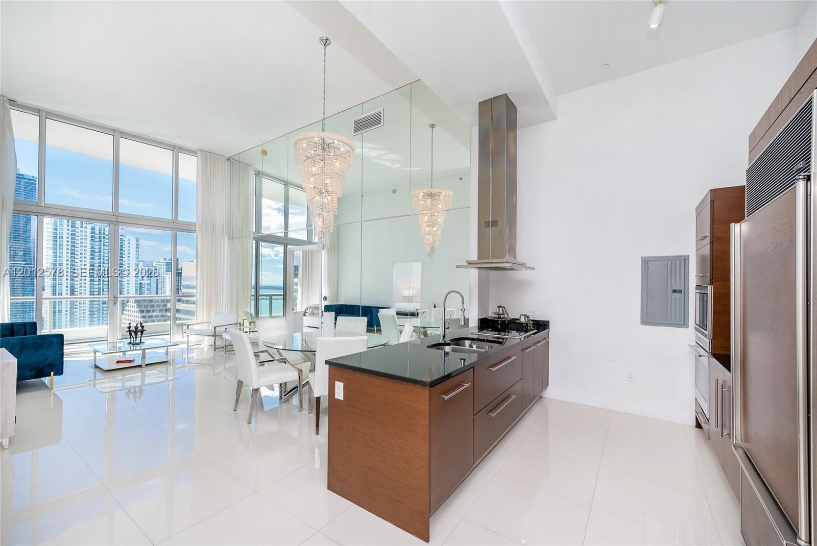 ICON BRICKELL NO TWO - Residential