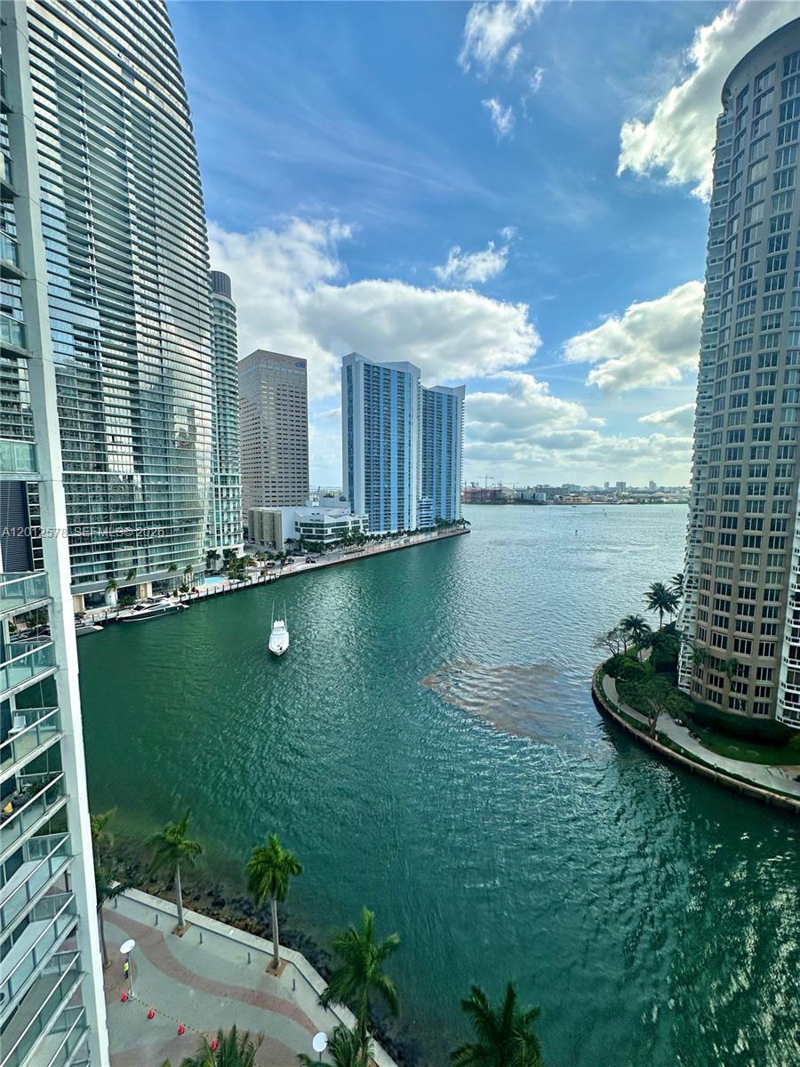 ICON BRICKELL NO TWO - Residential