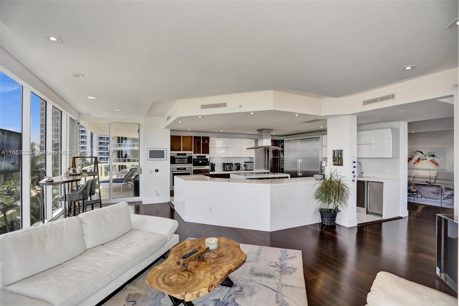 ATLANTIC I AT THE POINT C - Residential