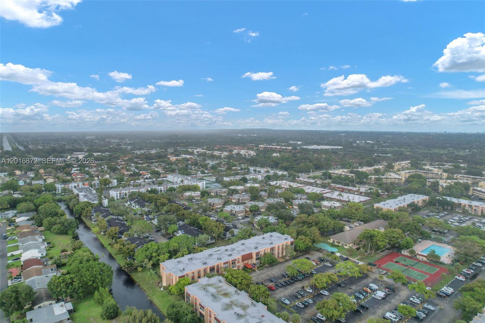 OAKBROOK IV V VI VII COND - Residential