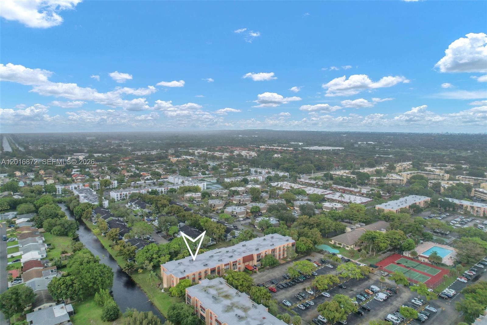 OAKBROOK IV V VI VII COND - Residential
