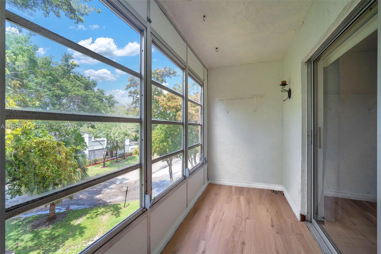 OAKBROOK IV V VI VII COND - Residential