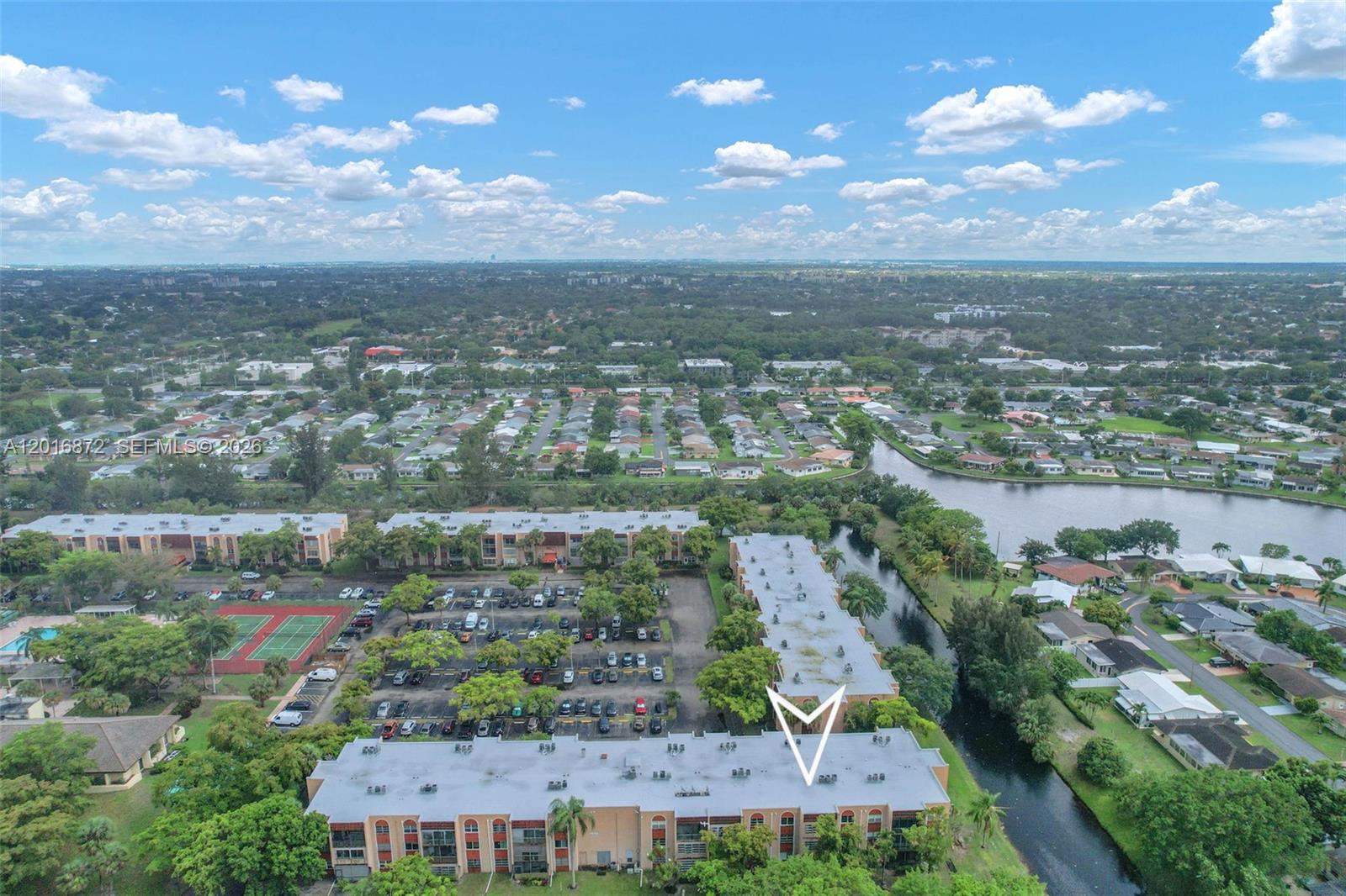 OAKBROOK IV V VI VII COND - Residential