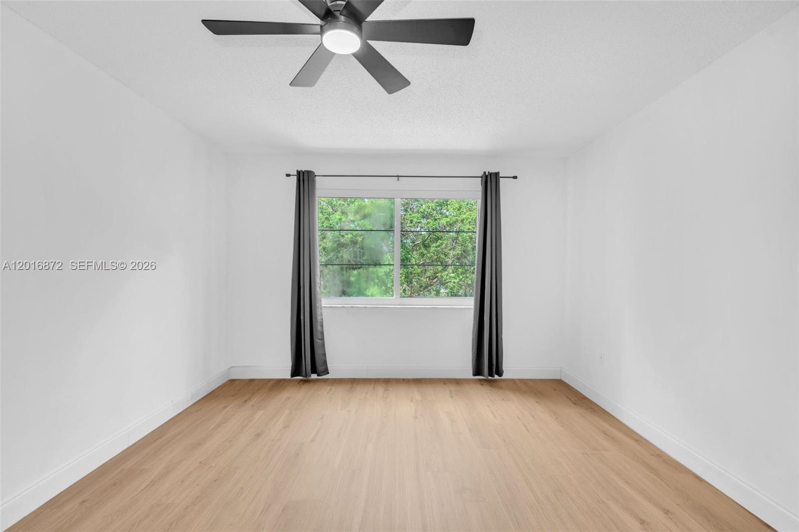 OAKBROOK IV V VI VII COND - Residential