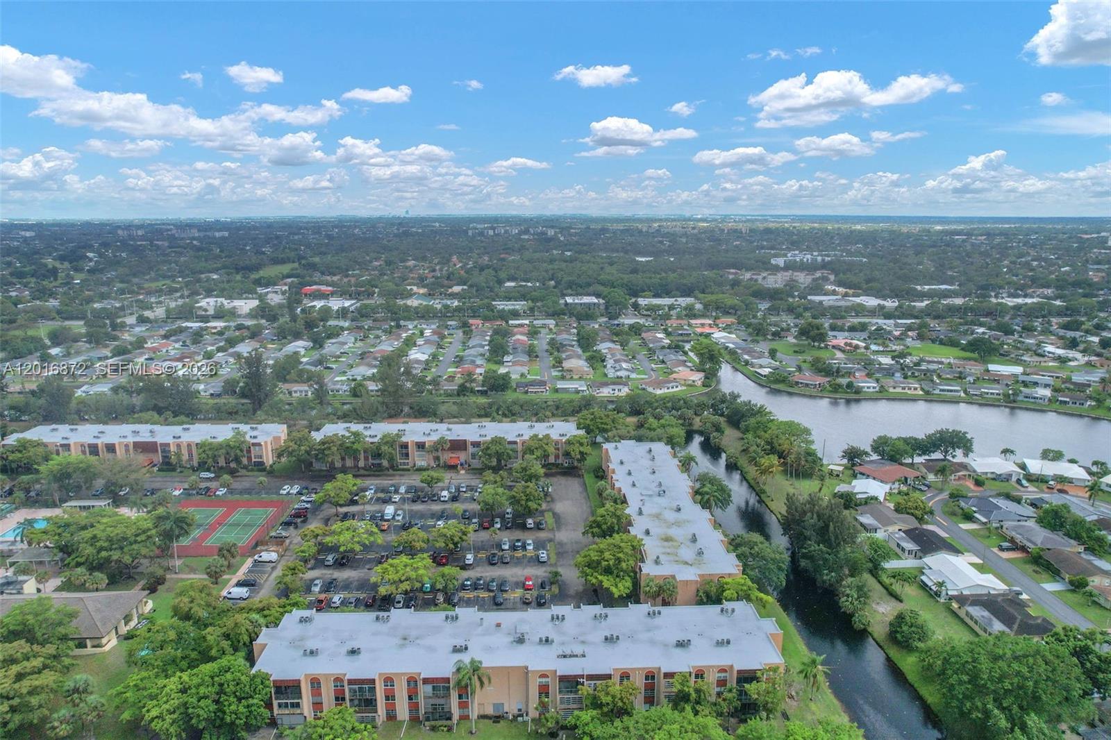 OAKBROOK IV V VI VII COND - Residential