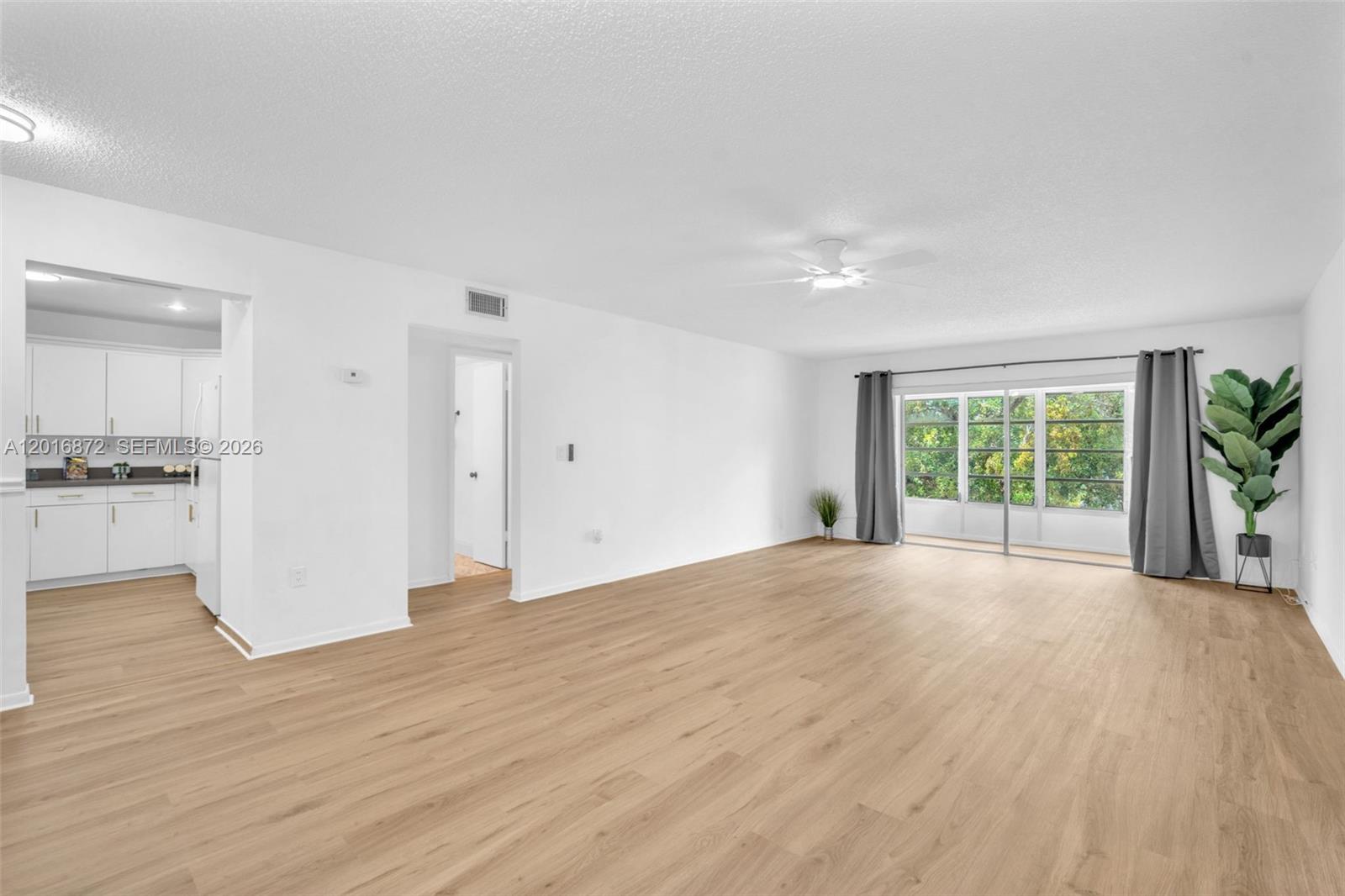 OAKBROOK IV V VI VII COND - Residential