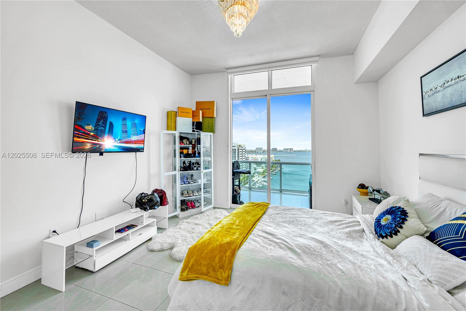 360 CONDO A - Residential Lease