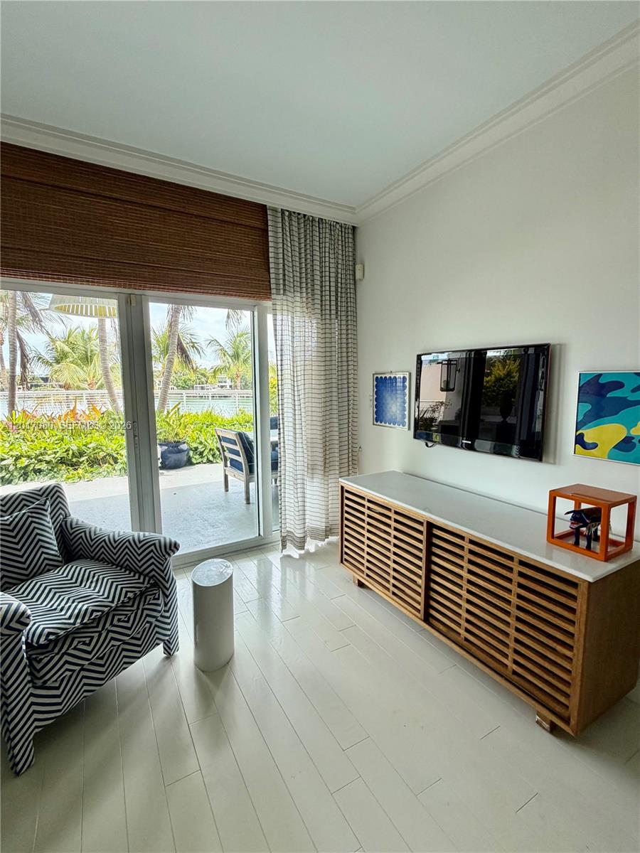 REGATTA AT INDIAN CREEK C - Residential