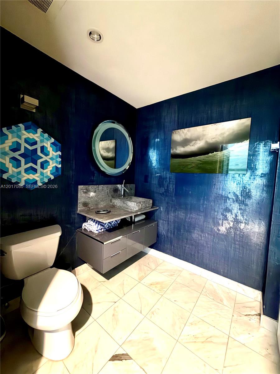 REGATTA AT INDIAN CREEK C - Residential