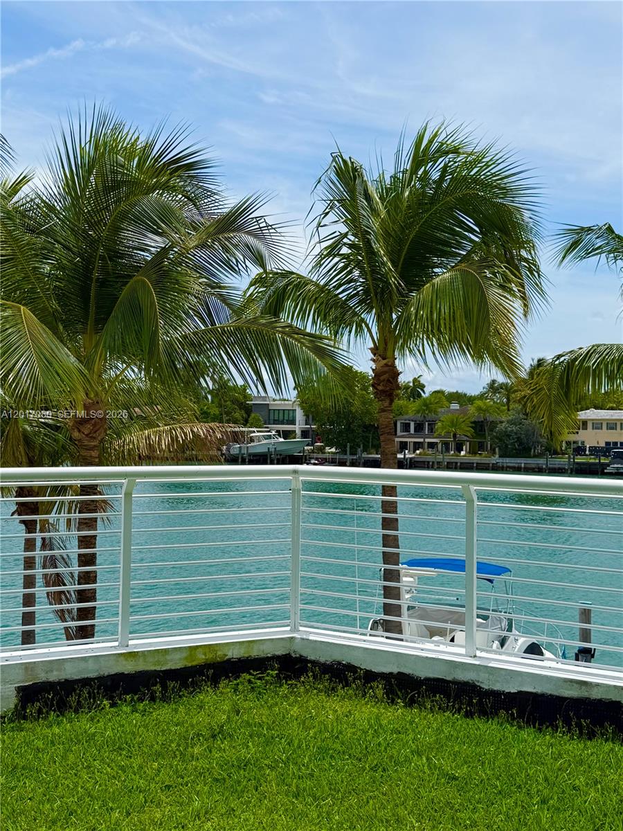 REGATTA AT INDIAN CREEK C - Residential