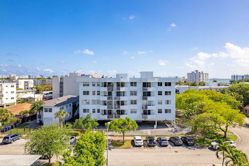 LISETTE CONDO - Residential