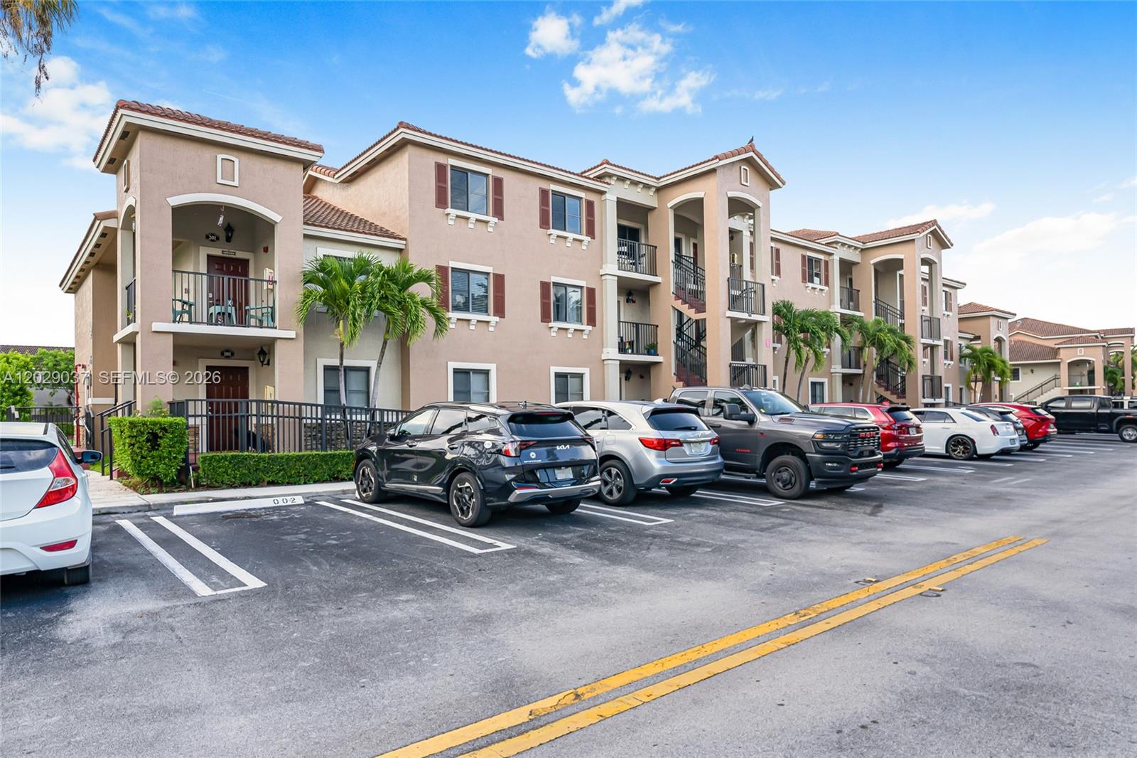 THE COURTS AT BAYSHORE II - Residential
