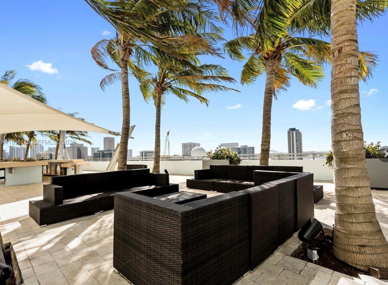 900 BISCAYNE BAY CONDO - Residential Lease