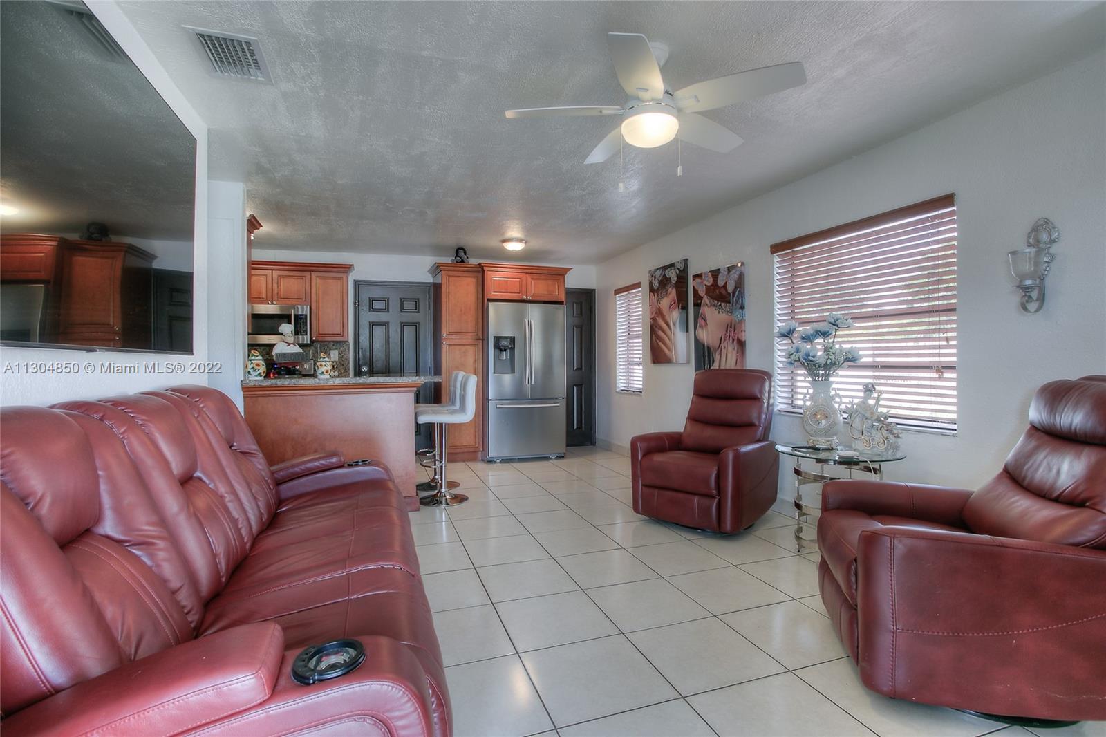ANDERSON HEIGHTS - Residential
