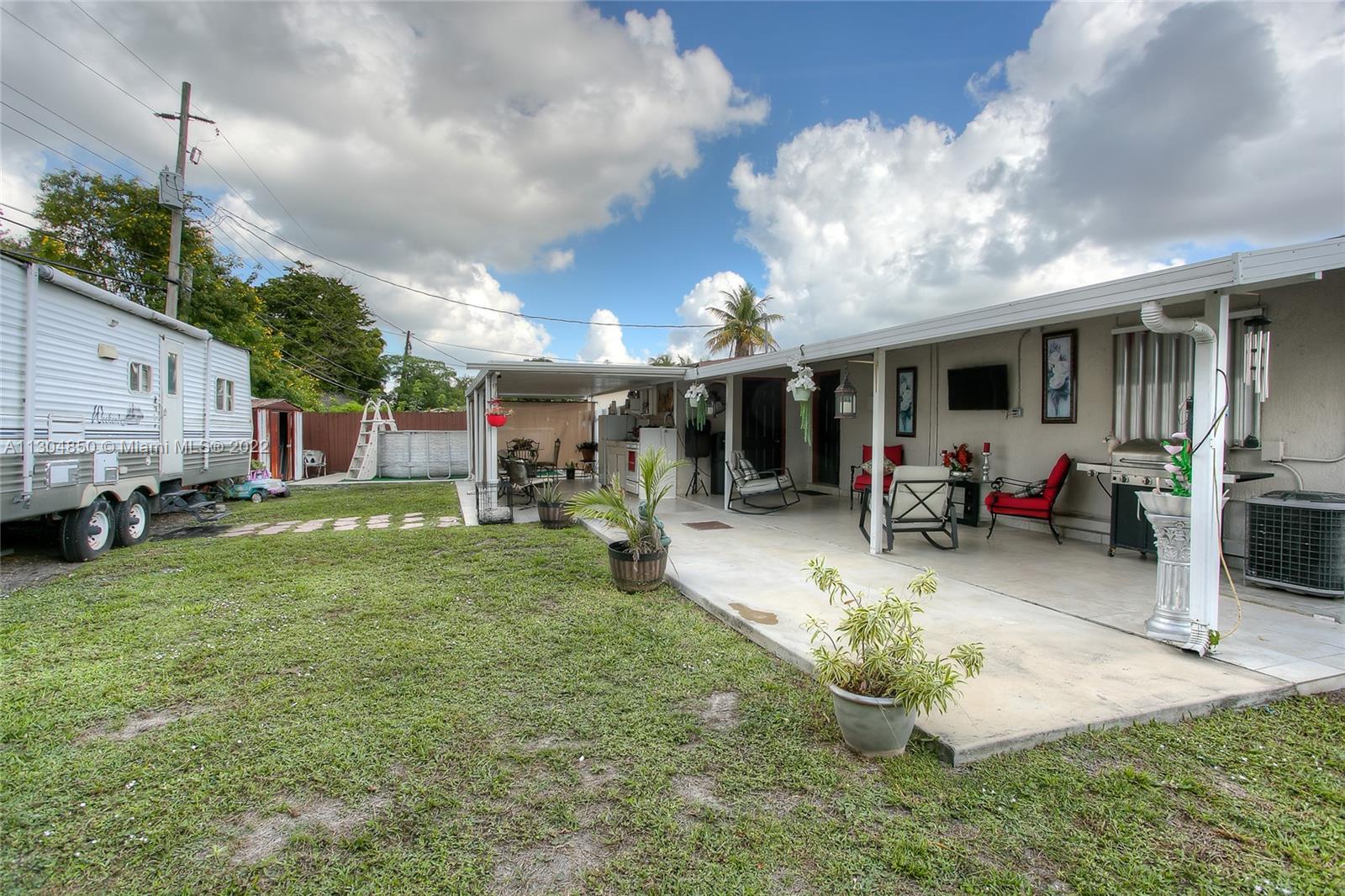 ANDERSON HEIGHTS - Residential