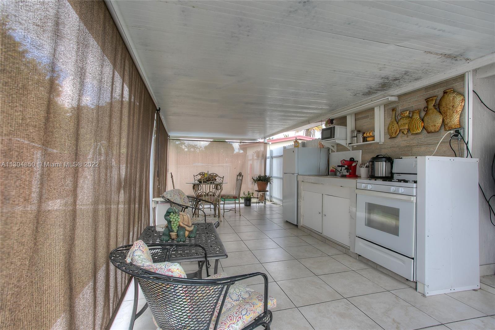 ANDERSON HEIGHTS - Residential