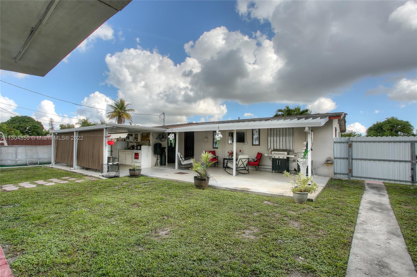 ANDERSON HEIGHTS - Residential