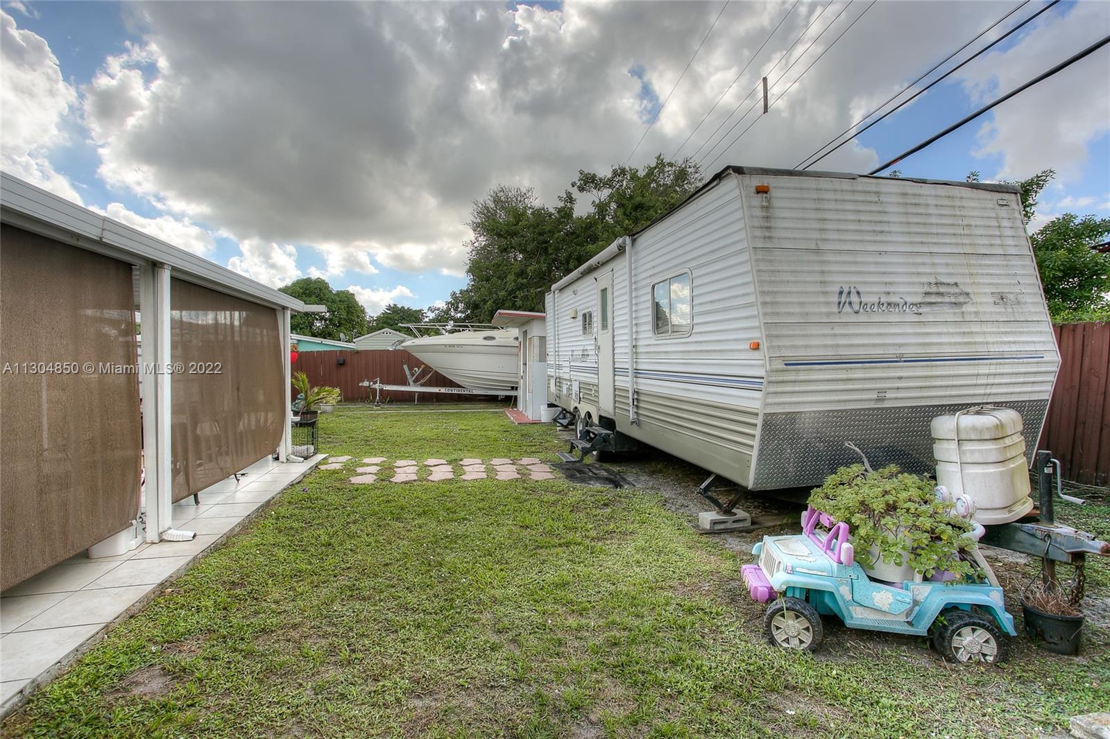 ANDERSON HEIGHTS - Residential
