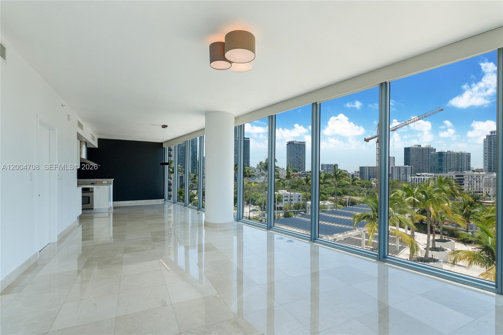 BLUE CONDO - Residential