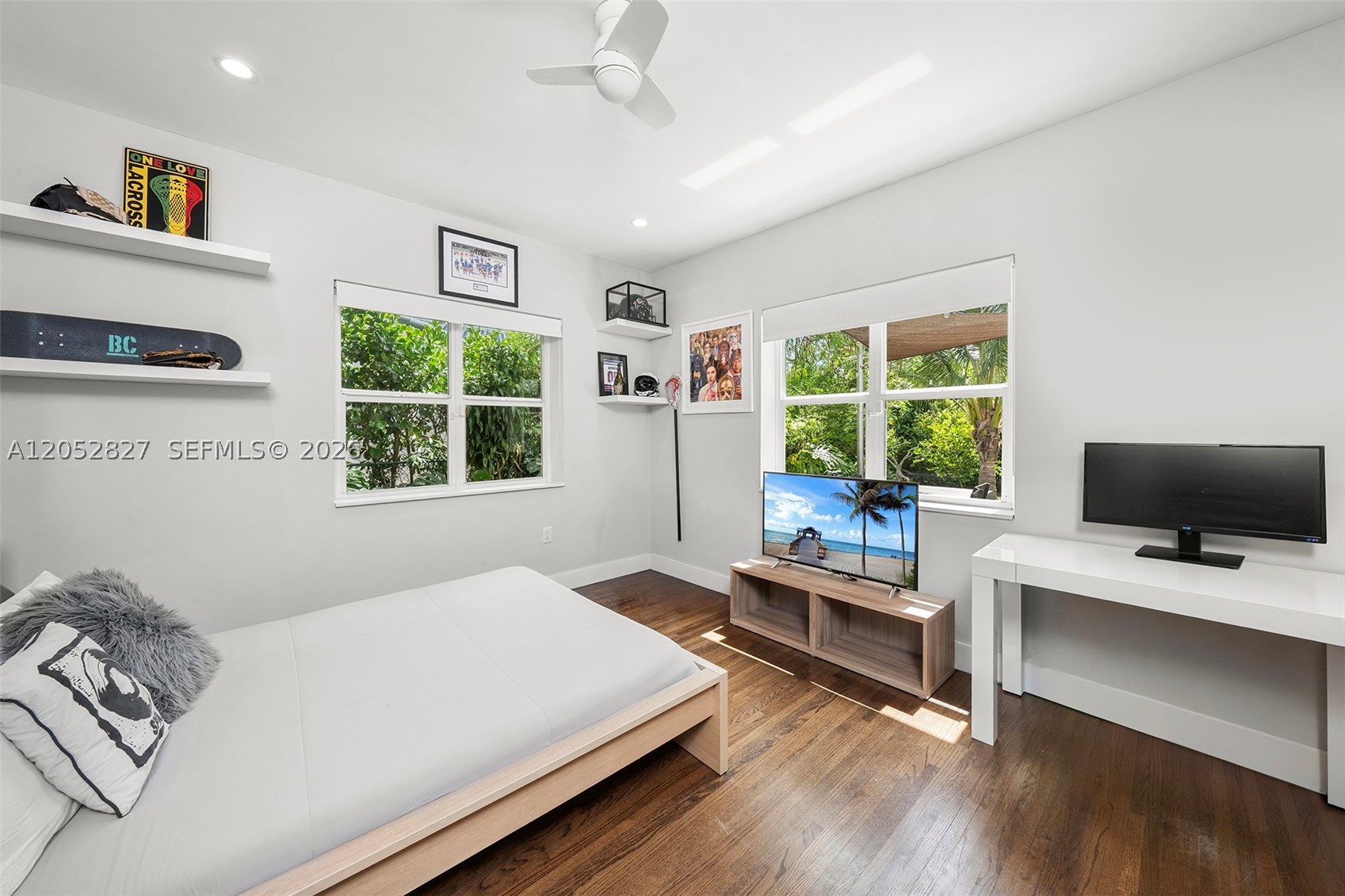 ALTOS DEL MAR NO 4 - Residential