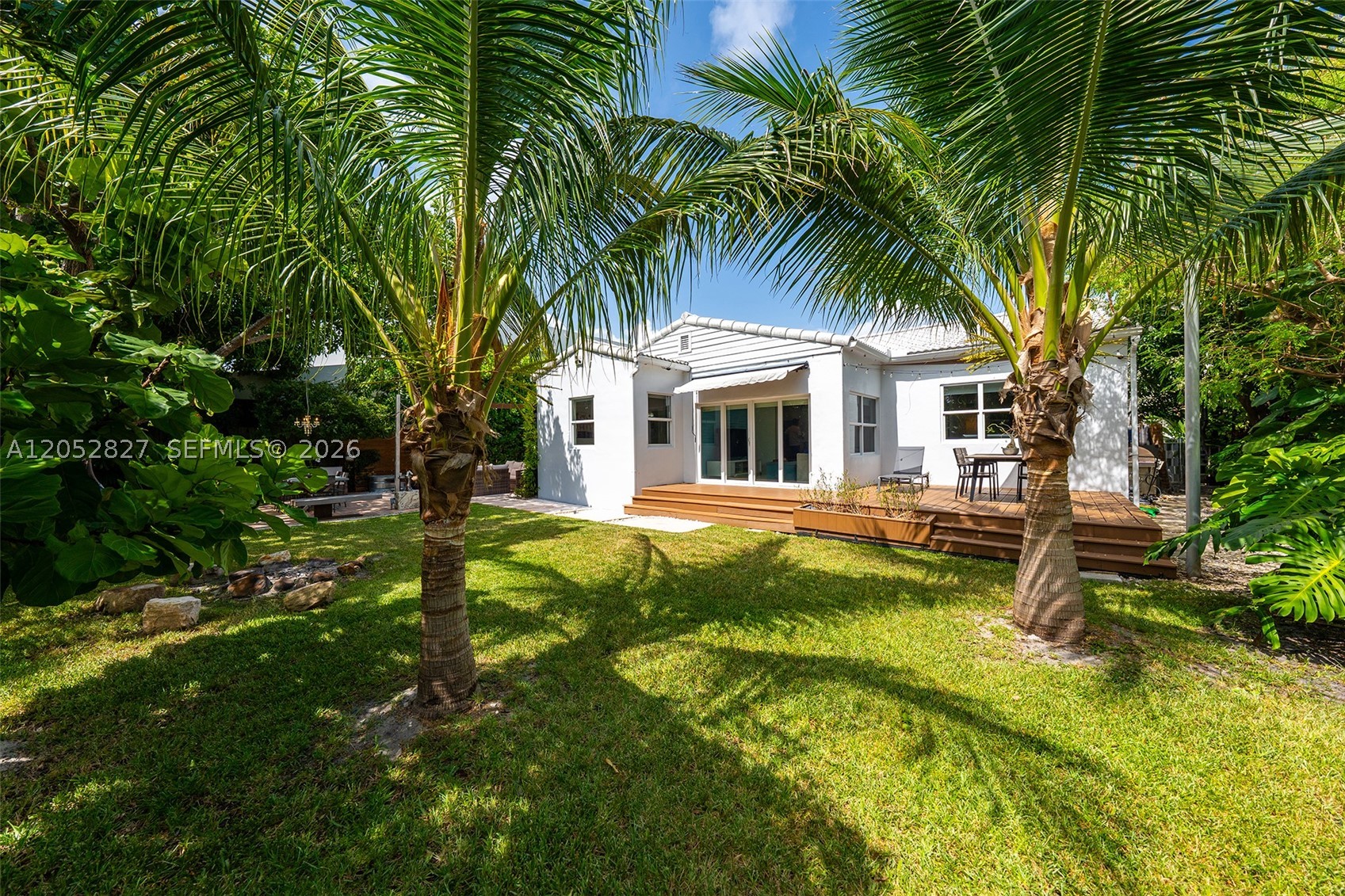 ALTOS DEL MAR NO 4 - Residential