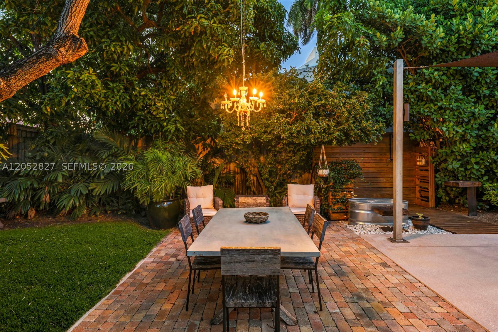 ALTOS DEL MAR NO 4 - Residential