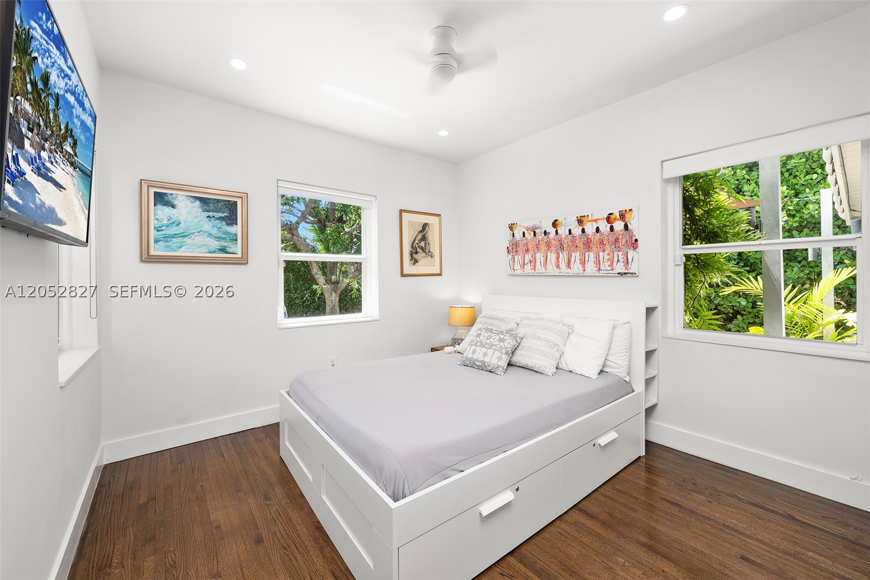 ALTOS DEL MAR NO 4 - Residential