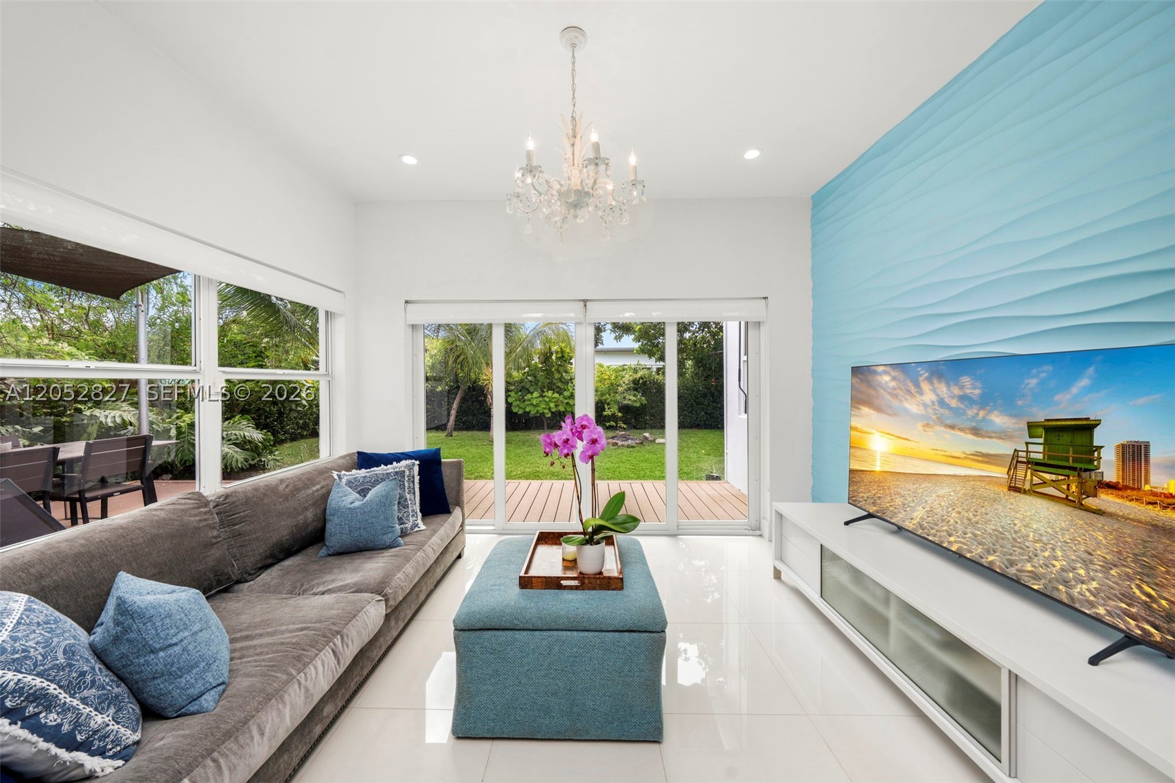 ALTOS DEL MAR NO 4 - Residential