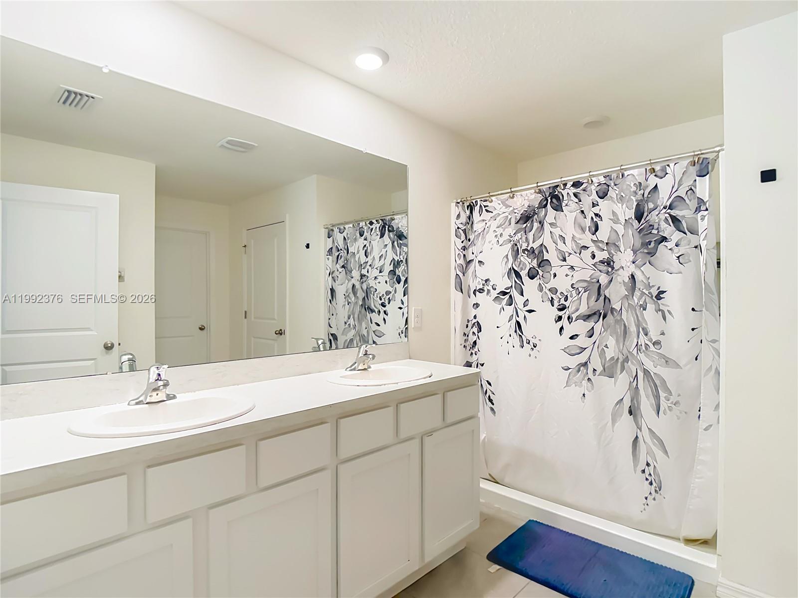 SPRING HILL UNIT 9 - Residential