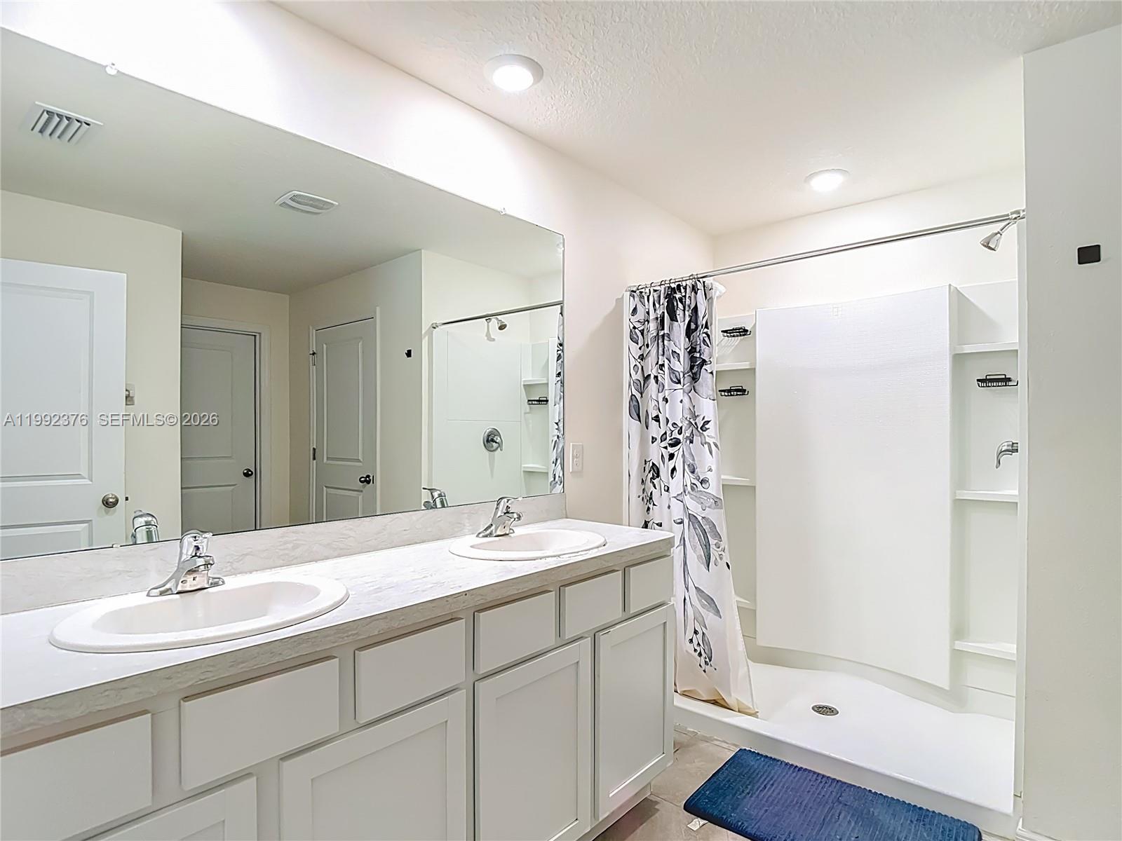 SPRING HILL UNIT 9 - Residential