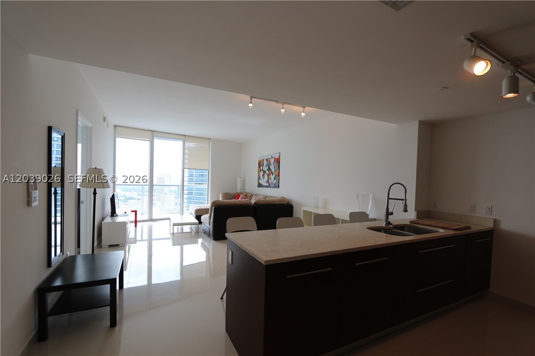 ICONBRICKELL CONDO NO 1 - Residential Lease